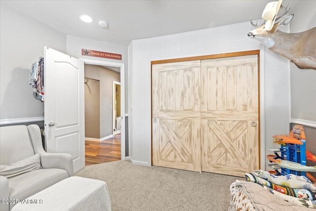 8301 Aspen Rd, Yakima, WA 98903 - carpeted bedroom with a closet and baseboards