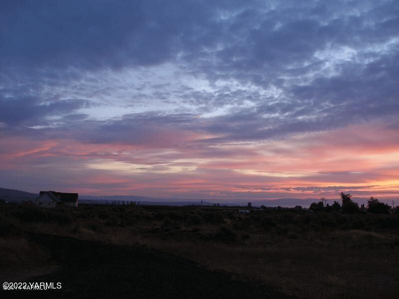 NKA Cottonwood Canyon Rd, Yakima, WA 98908 - photo 1