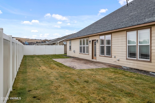 1008 S 91st Ave, Yakima, WA 98908 - view of yard with a patio area