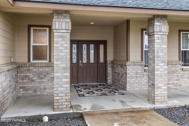 1008 S 91st Ave, Yakima, WA 98908 - property entrance featuring a porch