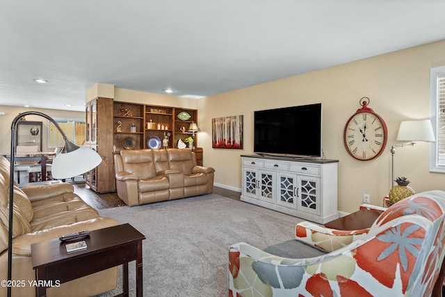 5910 W Lincoln Ave Unit 36, Yakima, WA 98908 - living room featuring recessed lighting and baseboards