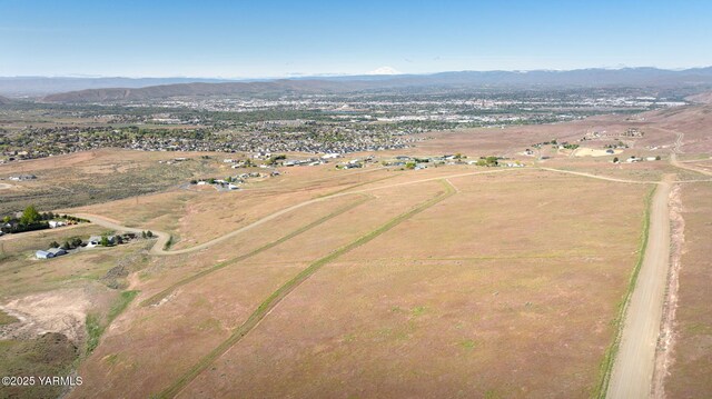 NKA Eagle Way, Yakima, WA 98901