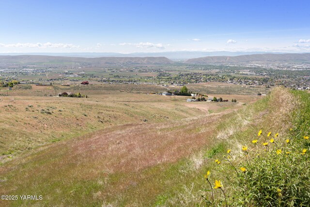 NKA Eagle Way, Yakima, WA 98901