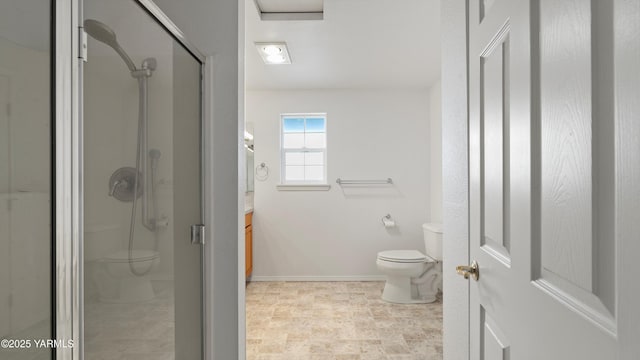 40 Vista Verde Dr, Yakima, WA 98901 - full bath featuring toilet, a shower stall, baseboards, and vanity