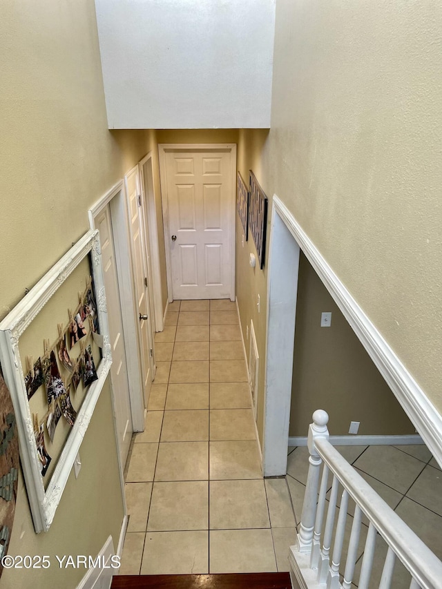106 S G St, Toppenish, WA 98948 - hall featuring light tile patterned floors and baseboards