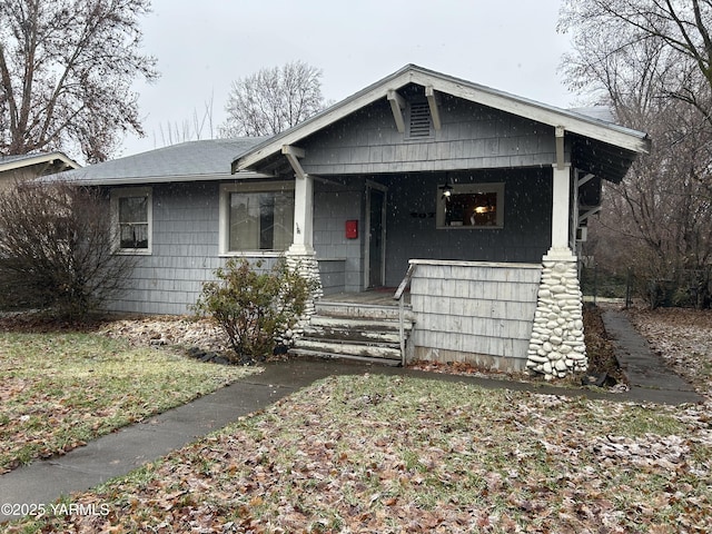 view of front of house featuring a porch