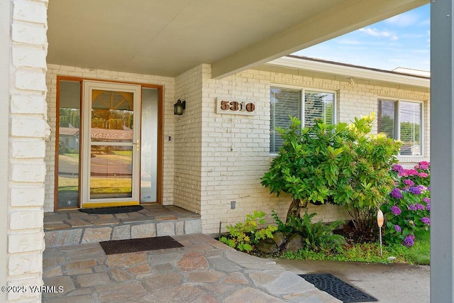5310 W Lincoln Ave, Yakima, WA 98908 - entrance to property featuring brick siding
