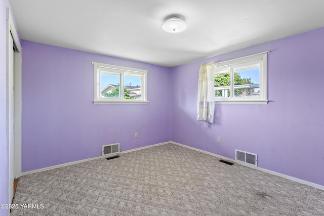 808 S 72nd Ave, Yakima, WA 98908 - spare room featuring healthy amount of natural light, carpet floors, and baseboards