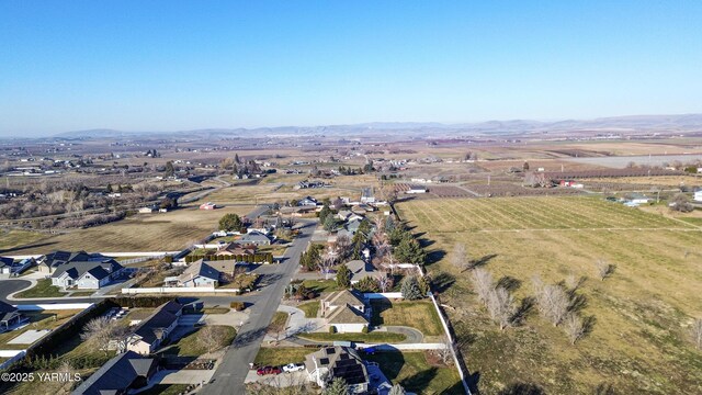 191 Alteejen Rd, Zillah, WA 98953 - birds eye view of property with a rural view and a mountain view