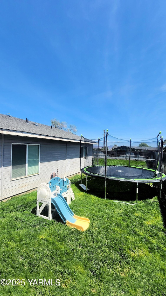 6402 Crestfields Rd, Yakima, WA 98908 - view of yard with a trampoline
