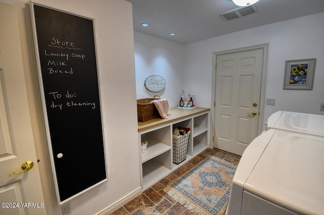 15783 Fisk Rd, Yakima, WA 98908 - laundry room featuring washing machine and dryer, recessed lighting, and baseboards