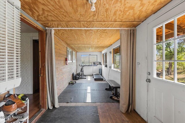 101 W Slavin Rd, Yakima, WA 98903 - unfurnished sunroom featuring plenty of natural light