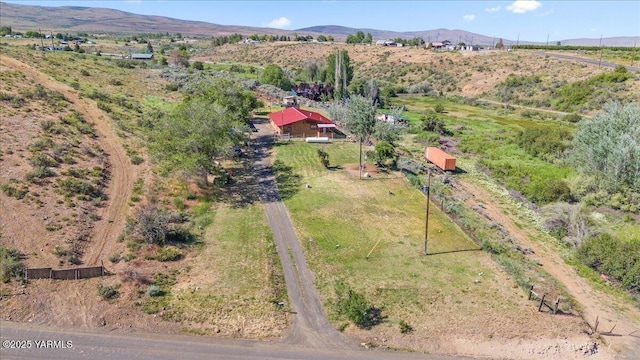 101 W Slavin Rd, Yakima, WA 98903 - aerial view of property and surrounding area with a mountain backdrop and rural landscape