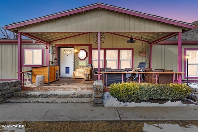 view of front of home with covered porch