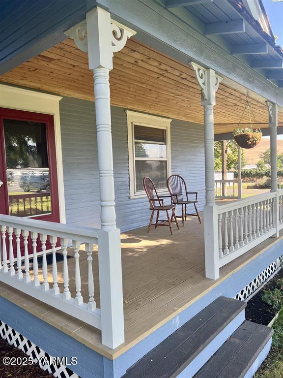 10901 N Pioneer Rd, Prosser, WA 99350 - photo 3