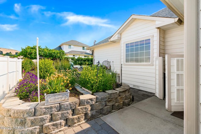 9307 Torrey Pines Ln, Yakima, WA 98908 - view of patio / terrace