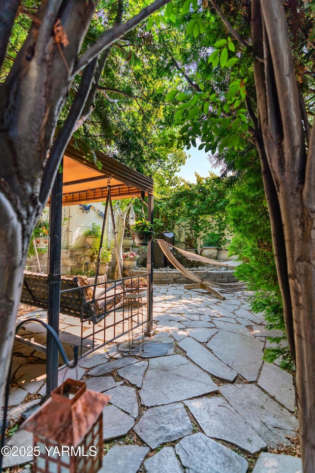 9307 Torrey Pines Ln, Yakima, WA 98908 - view of patio