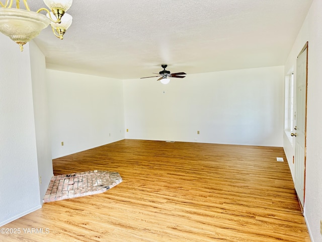 418 N 29th Pl, Yakima, WA 98902 - photo 3