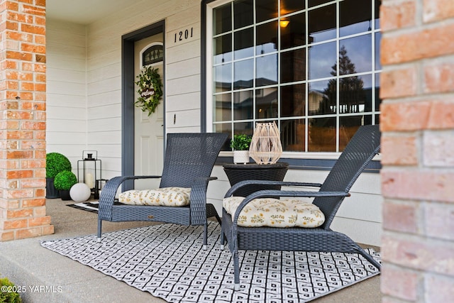 view of patio / terrace with covered porch