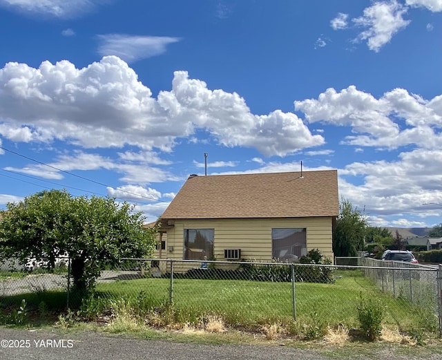 1024 Woodland Ave, Yakima, WA 98902 - photo 1
