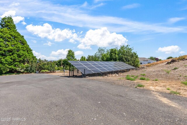 131 Katie Ln, Selah, WA 98942 - view of asphalt road