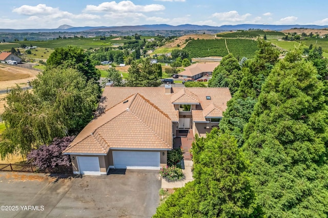 131 Katie Ln, Selah, WA 98942 - view from above of property with a mountainous background