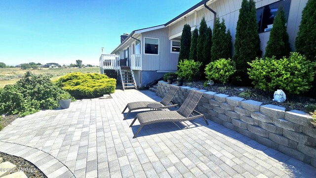 15911 Fisk Rd, Yakima, WA 98908 - view of patio featuring stairway