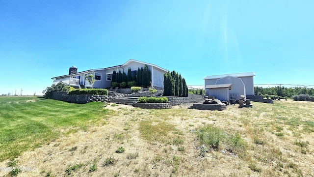 15911 Fisk Rd, Yakima, WA 98908 - view of grassy yard featuring an outbuilding