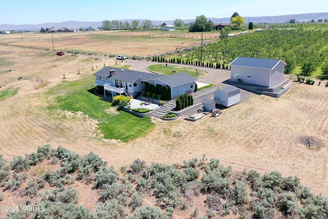 15911 Fisk Rd, Yakima, WA 98908 - overview of rural landscape featuring a mountain backdrop