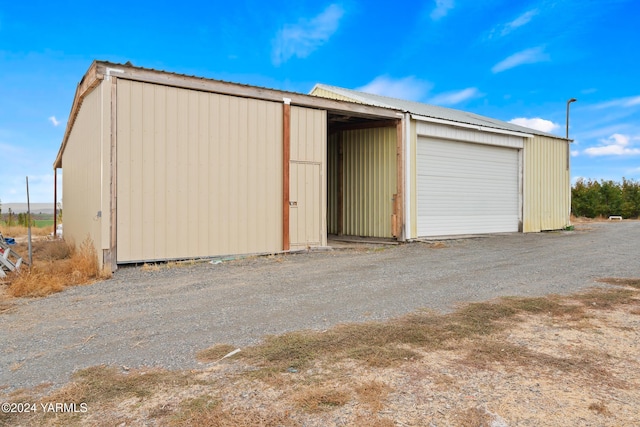 961 Lucy Ln, Zillah, WA 98953 - view of detached garage