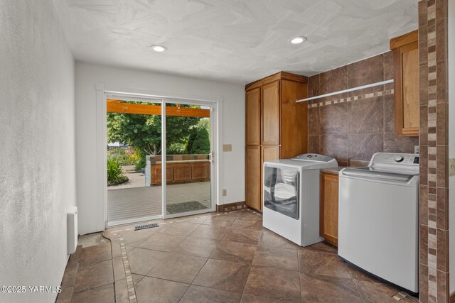 5252 US Highway 12, Yakima, WA 98908 - washroom with cabinet space, washing machine and dryer, and recessed lighting