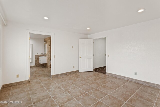 5252 US Highway 12, Yakima, WA 98908 - spare room with light tile patterned floors and recessed lighting