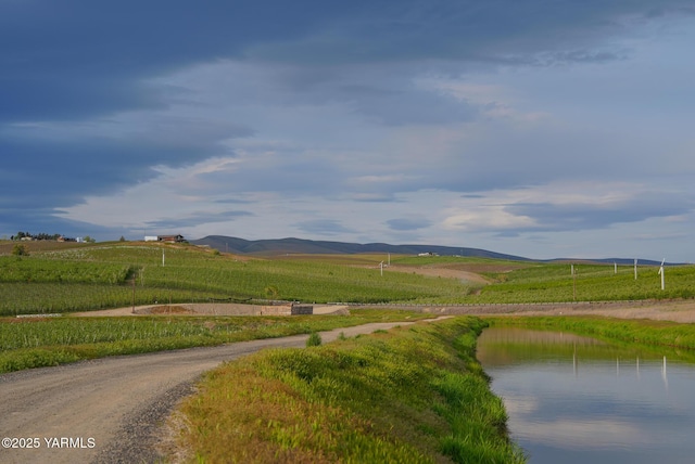 370 Macy Rd, Zillah, WA 98953 - exterior space featuring fence and a water view