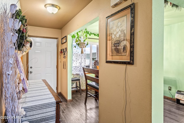 2705 Garrett St, Yakima, WA 98902 - corridor featuring wood finished floors and baseboards