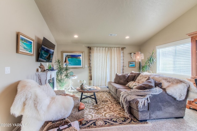 310 S 12th St, Selah, WA 98942 - carpeted living area featuring lofted ceiling and recessed lighting
