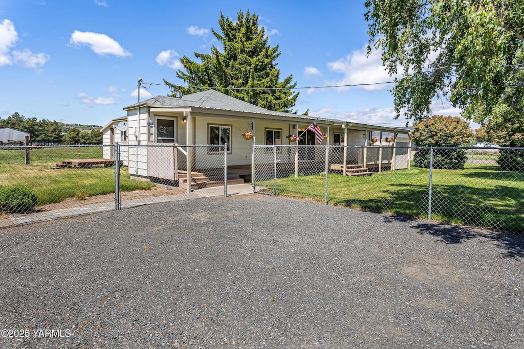 370 Mclaughlin Rd, Yakima, WA 98908 - view of front of property