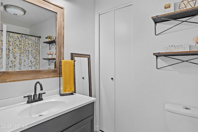 4704 W Prasch Ave, Yakima, WA 98908 - full bath featuring toilet and vanity