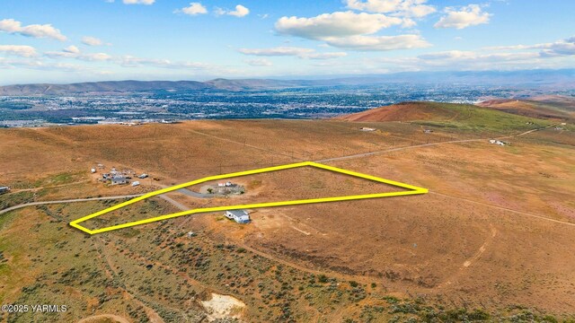 371 Woodward W Rd, Yakima, WA 98901 - photo 9