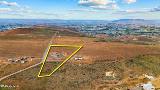 371 Woodward W Rd, Yakima, WA 98901 - photo 7