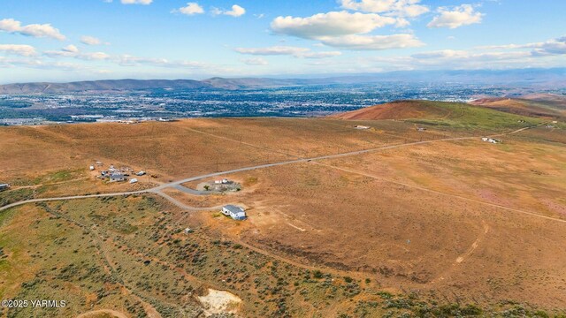 371 Woodward W Rd, Yakima, WA 98901 - photo 8