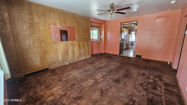 807 S 11th Ave, Yakima, WA 98908 - empty room with a ceiling fan and carpet flooring