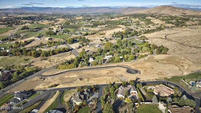 10303 Summitview Ave, Yakima, WA 98908 - photo 2