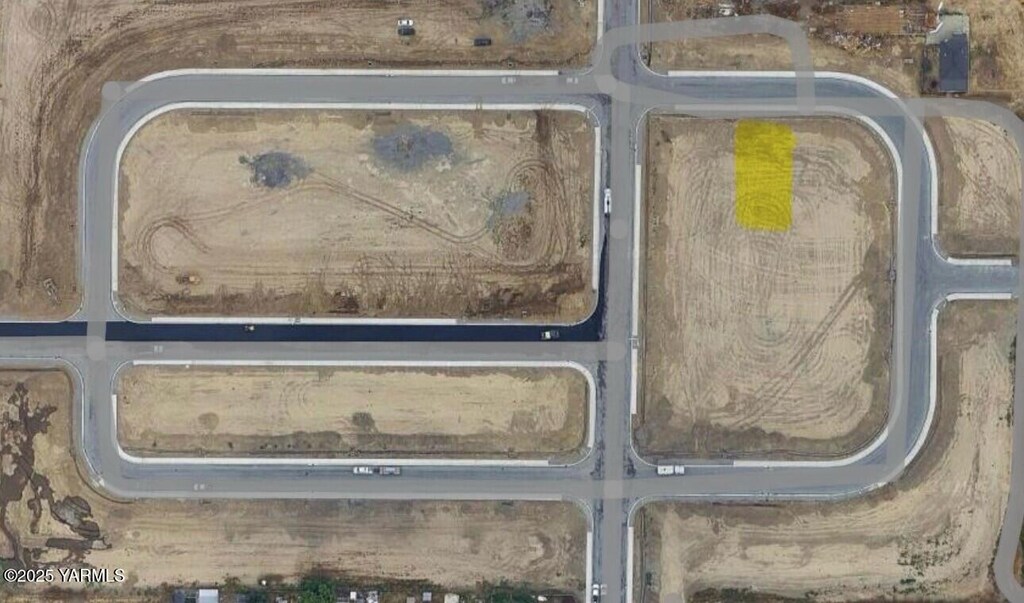 4606 W Larch Ave, Yakima, WA 98903 - photo 2
