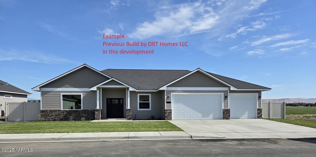 4606 W Larch Ave, Yakima, WA 98903 - photo 1