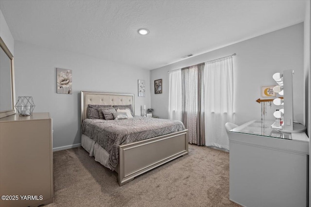 19700 N Beers Rd, Prosser, WA 99350 - bedroom featuring carpet flooring and a textured ceiling
