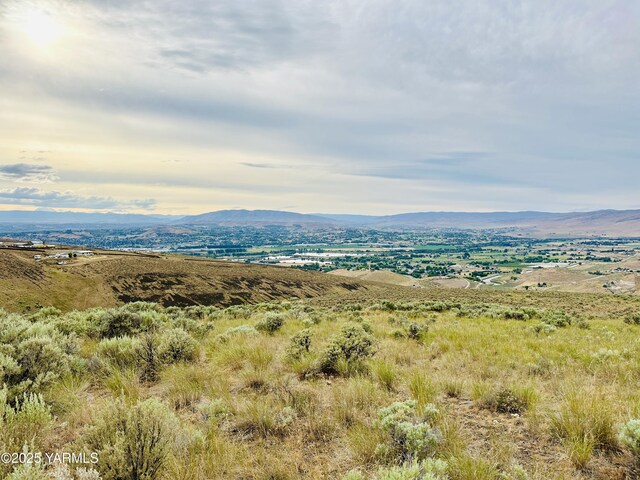 NKA Woodward W Road, Yakima, WA 98901 - photo 5