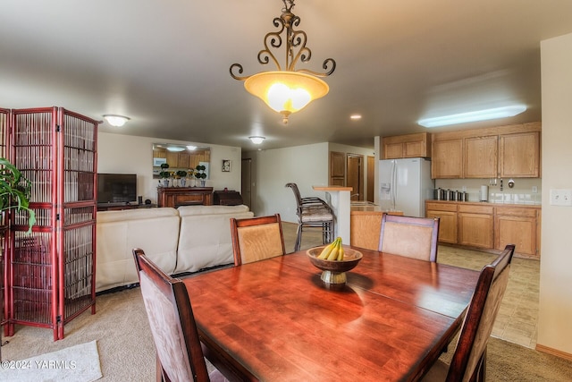 617 Westwind Dr, Zillah, WA 98953 - dining area featuring light carpet