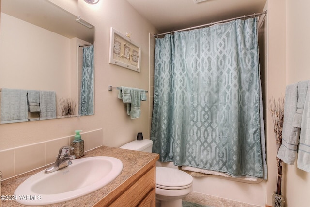 617 Westwind Dr, Zillah, WA 98953 - bathroom featuring curtained shower, vanity, and toilet