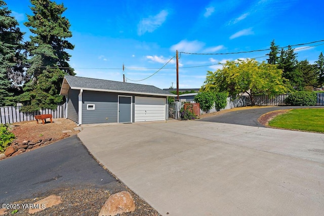 7905 Englewood Ave, Yakima, WA 98908 - view of detached garage