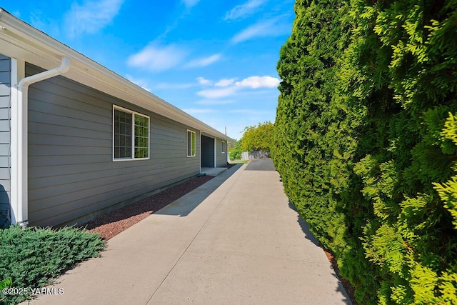 7905 Englewood Ave, Yakima, WA 98908 - view of home's exterior